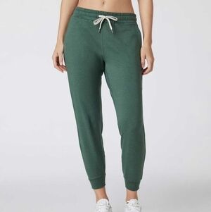 Vuori Performance Joggers Medium